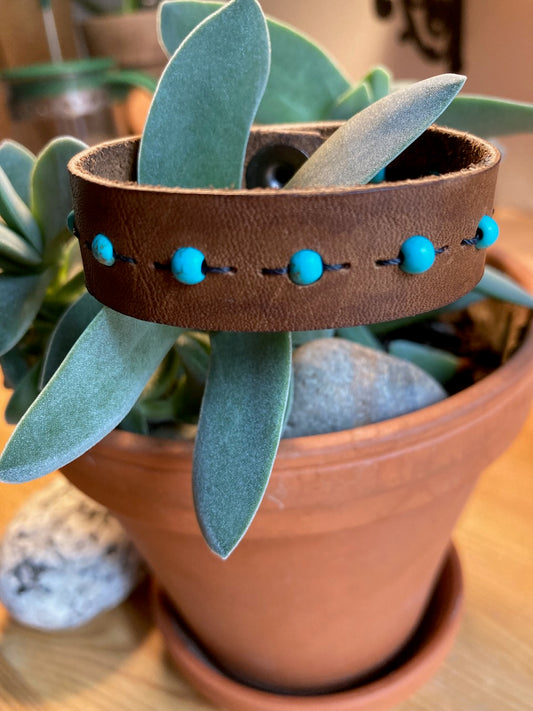 Isla · Bracelets en cuir et turquoise
