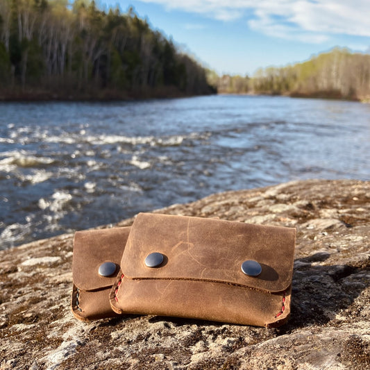 Dílis · Pochettes en cuir