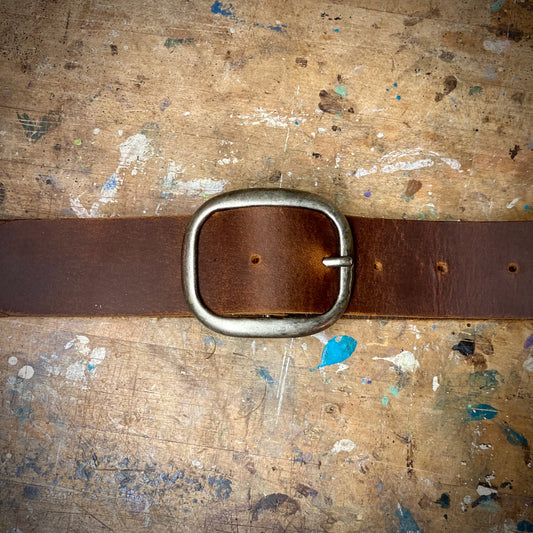 Barróg · Ceintures en cuir · Boucle ovale