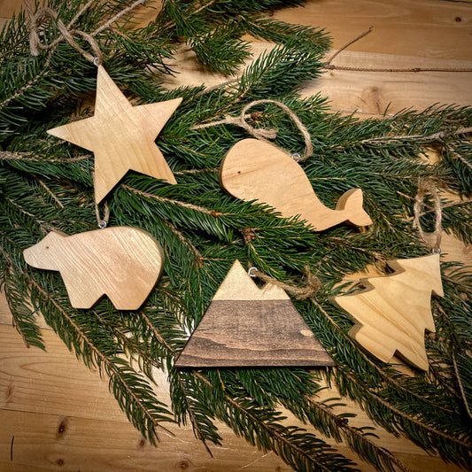 Yule · Décorations en bois brut